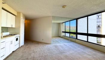 Liliuokalani Gardens condo # I905, Honolulu, Hawaii - photo 4 of 22