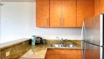 Liliuokalani Gardens condo # II1811, Honolulu, Hawaii - photo 5 of 25