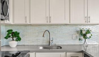 Liliuokalani Gardens condo # II-1912, Honolulu, Hawaii - photo 6 of 25