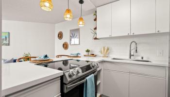 Liliuokalani Gardens condo # II-1913, Honolulu, Hawaii - photo 6 of 24