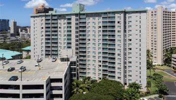 Country Club Village 6 condo # 808, Honolulu, Hawaii - photo 1 of 15