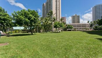 Country Club Village 6 condo # 808, Honolulu, Hawaii - photo 3 of 15