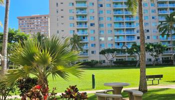 Country Club Village 6 condo # 808, Honolulu, Hawaii - photo 1 of 22