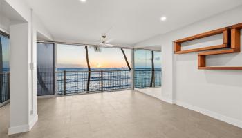 Oceanside Manor condo # 201, Honolulu, Hawaii - photo 2 of 25