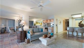 Oceanside Manor condo # 801, 802, Honolulu, Hawaii - photo 5 of 23
