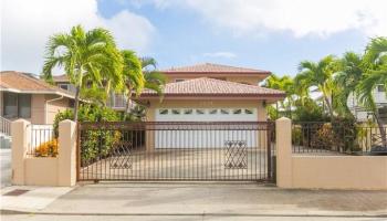 3029 Lakimau St Kapahulu, Diamond Head home - photo 1 of 25 3029 Lakimau St Kapahulu, Diamond Head home - photo 1 of 25