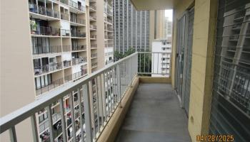 303 Liliuokalani Ave Honolulu - Rental - photo 4 of 15