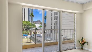 King Kalani condo # 304, Honolulu, Hawaii - photo 5 of 22 King Kalani condo # 304, Honolulu, Hawaii - photo 5 of 22