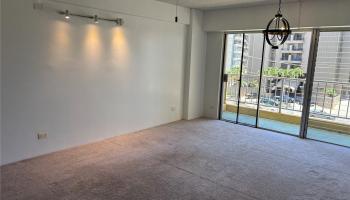 303 Liliuokalani Ave Honolulu - Rental - photo 6 of 10