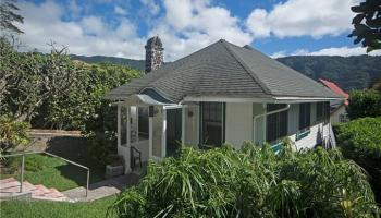 3033 Oahu Ave Manoa Area, Honolulu home - photo 1 of 25 3033 Oahu Ave Manoa Area, Honolulu home - photo 1 of 25
