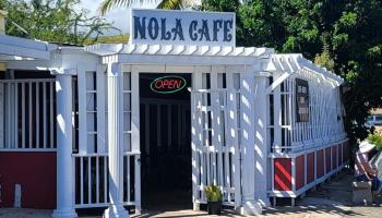 3040 Waialae Ave Honolulu Oahu commercial real estate photo4 of 14