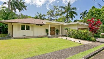 3043 Lopeka Place Dowsett, Honolulu home - photo 1 of 22 3043 Lopeka Place Dowsett, Honolulu home - photo 1 of 22