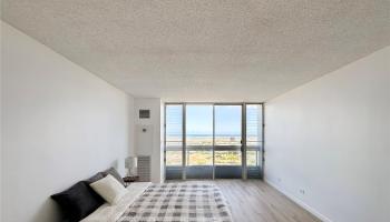 Harbour Ridge condo # 1814, Honolulu, Hawaii - photo 2 of 16