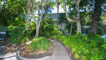 Diamond Head Gardens condo # B108, Honolulu, Hawaii - photo 2 of 25 Diamond Head Gardens condo # B108, Honolulu, Hawaii - photo 2 of 25