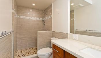 Diamond Head Gardens condo # B213, Honolulu, Hawaii - photo 3 of 8 Diamond Head Gardens condo # B213, Honolulu, Hawaii - photo 3 of 8