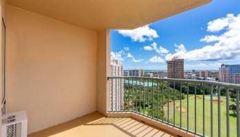 Country Club Village 2 condo # 2011, Honolulu, Hawaii - photo 2 of 18