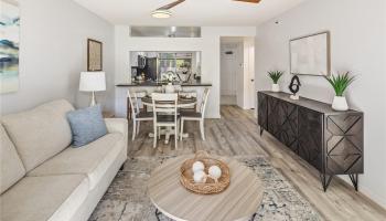 Country Club Village 5 condo # 110, Honolulu, Hawaii - photo 4 of 19