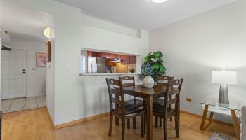 Country Club Village 5 condo # 1102, Honolulu, Hawaii - photo 6 of 25