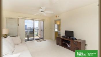 Country Club Village 2 condo # 1510, Honolulu, Hawaii - photo 2 of 19 Country Club Village 2 condo # 1510, Honolulu, Hawaii - photo 2 of 19