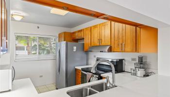 Country Club Village 5 condo # 206, Honolulu, Hawaii - photo 5 of 25