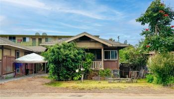 309 Olive Ave WAHIAWA - Multi-family - photo 2 of 4