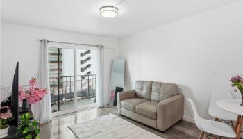 Kamaaina Hale condo # 403, Honolulu, Hawaii - photo 5 of 17