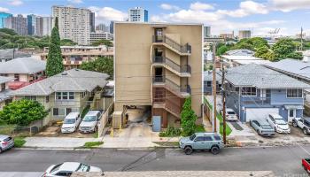 311 Puuhue Pl Honolulu - Multi-family - photo 3 of 14