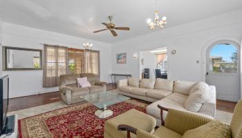 3115  Makini Street Kapahulu, Diamond Head home - photo 3 of 25