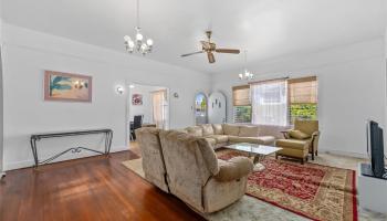 3115  Makini Street Kapahulu, Diamond Head home - photo 4 of 25