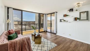 Horizon View Tower condo # 21C, Honolulu, Hawaii - photo 1 of 21