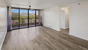 Horizon View Tower condo # 5B, Honolulu, Hawaii - photo 3 of 20