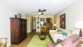 Regency Park condo # 114, Honolulu, Hawaii - photo 2 of 25