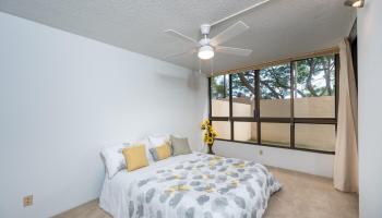 Regency Park condo # 136, Honolulu, Hawaii - photo 6 of 18