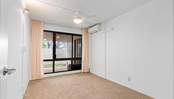Regency Park condo # 136, Honolulu, Hawaii - photo 6 of 15
