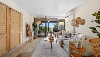 Regency Park condo # 316, Honolulu, Hawaii - photo 2 of 25