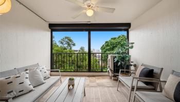 Regency Park condo # 316, Honolulu, Hawaii - photo 3 of 25