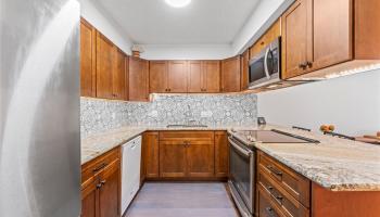 Regency Park condo # 325, Honolulu, Hawaii - photo 1 of 25