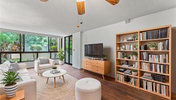 Regency Park condo # 325, Honolulu, Hawaii - photo 6 of 25