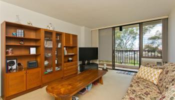 Regency Park condo # 330, Honolulu, Hawaii - photo 3 of 17