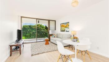 Regency Park condo # 413, Honolulu, Hawaii - photo 3 of 25