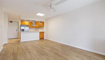 Regency Park condo # 510, Honolulu, Hawaii - photo 5 of 25