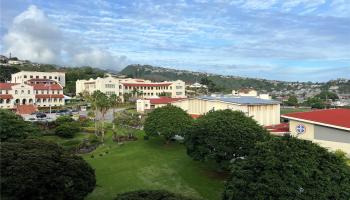 Regency Park condo # 915, Honolulu, Hawaii - photo 1 of 25