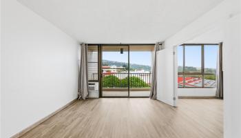 Regency Park condo # 915, Honolulu, Hawaii - photo 3 of 25