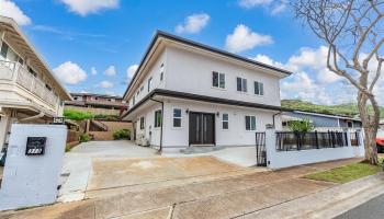 315  Hanakoa Street Koko Head Terrace,  home - photo 1 of 25
