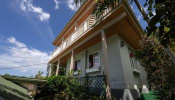 3156  Oahu Ave Manoa Area,  home - photo 1 of 25