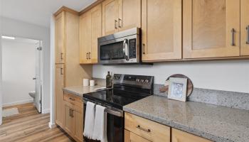 Aikahi Gardens condo # 1803, Kailua, Hawaii - photo 4 of 25