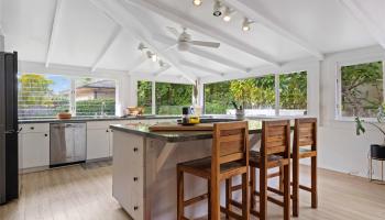 32  Pilipu Place Beachside, Kailua home - photo 3 of 25