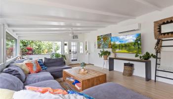 32  Pilipu Place Beachside, Kailua home - photo 5 of 25