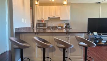 320 Liliuokalani Ave Honolulu - Rental - photo 1 of 9