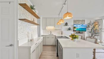 Monte Vista condo # 1905, Honolulu, Hawaii - photo 4 of 24